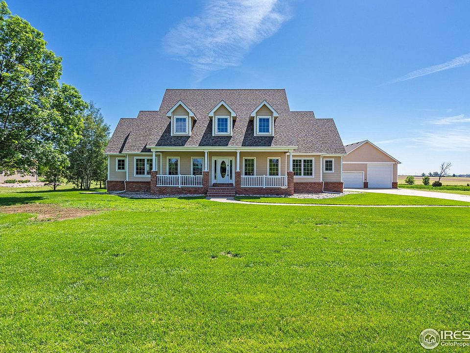1st image of 304 N Shore Cir