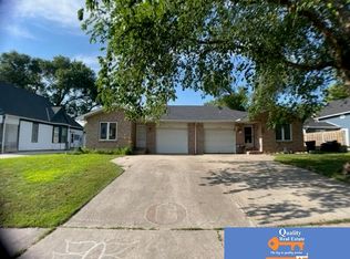 1412-1414 Grant St, Beatrice, NE 68310