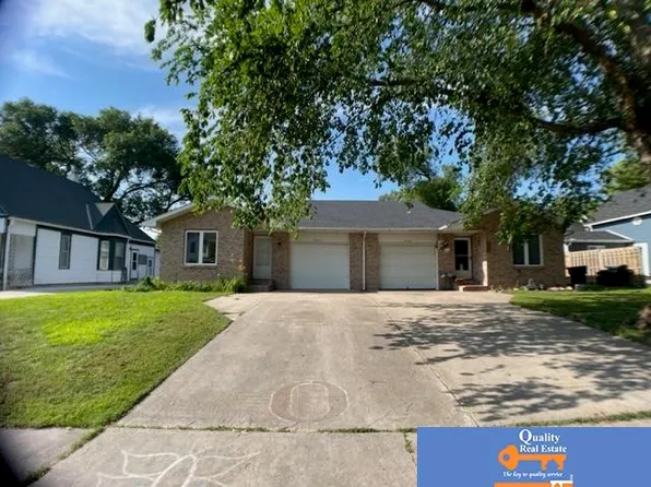 1412-1414 Grant St, Beatrice, NE 68310