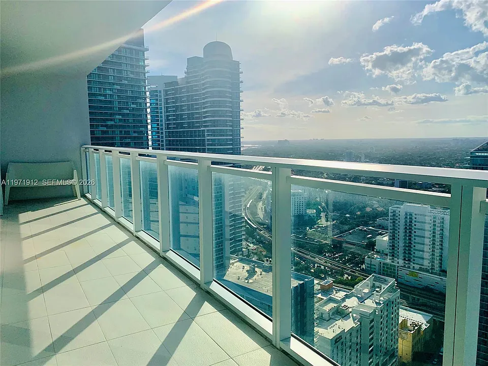 1080 Brickell Ave #4009