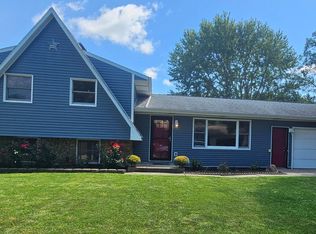 1529 Eisenhower Dr, La Porte, IN 46350