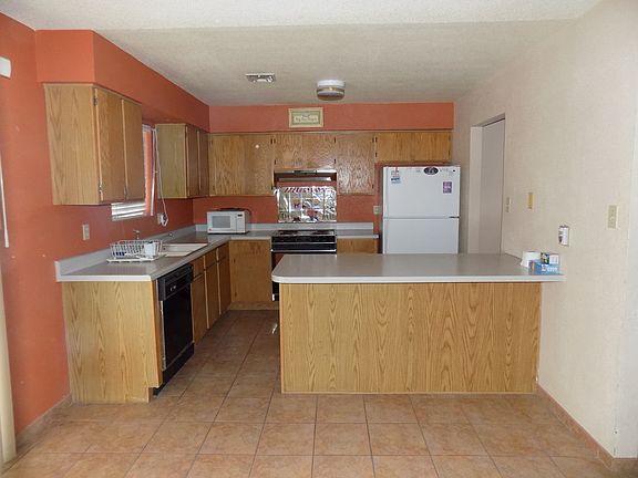 4th image of 4544 W 18th St