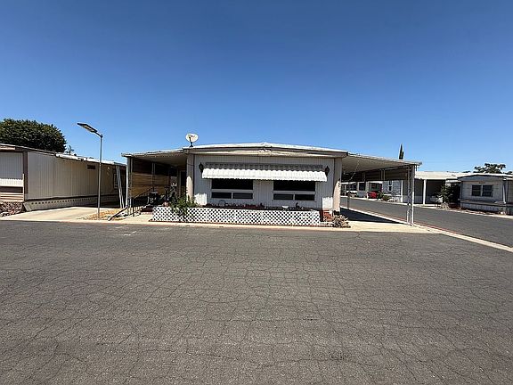 2nd image of 560 W Pleasant Ave Space 55