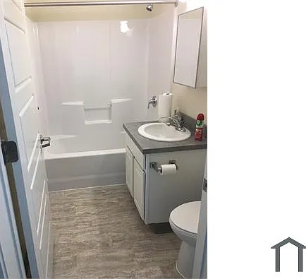 100 Memorial St #102 — Photo 2