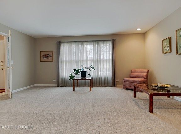 4th image of 1245 John Dr