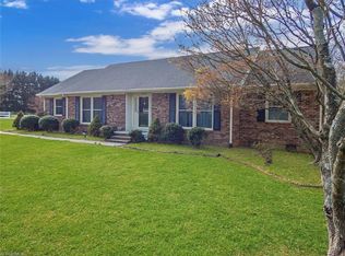 3080 Middlebrook Dr, Clemmons, NC 27012