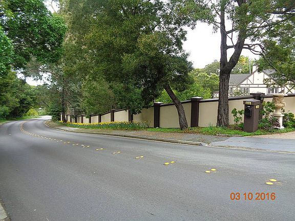 4th image of 505 Chateau Dr