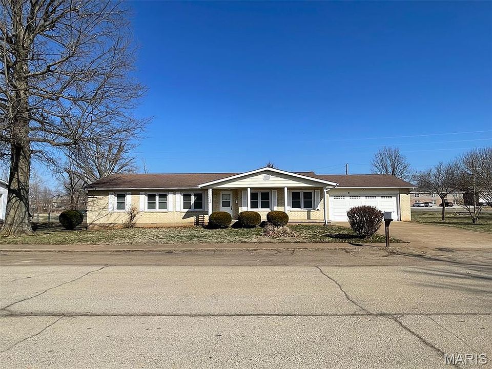 1st image of 316 Sherlock Dr