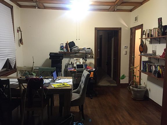 2nd image of 852 N Hoyne Ave #3