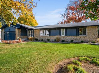 1367 Wauchope Dr, Elgin, IL 60123