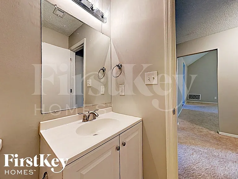 1199 Paddocks Way — Photo 11