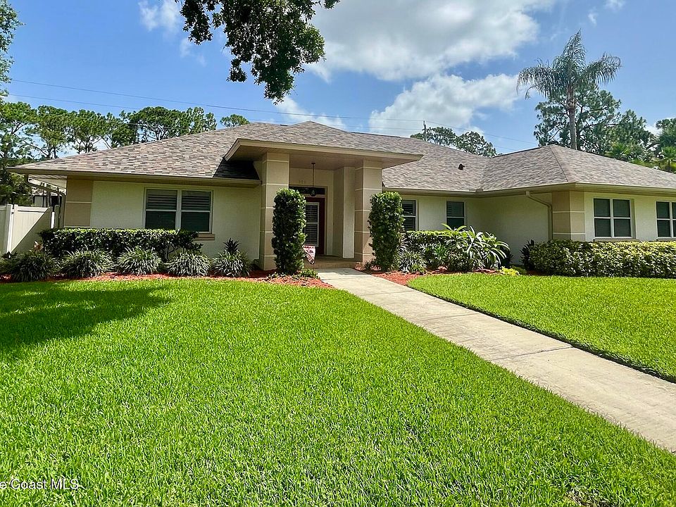 1st image of 596 Lake Ashley Cir