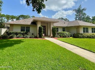 596 Lake Ashley Cir, West Melbourne, FL 32904