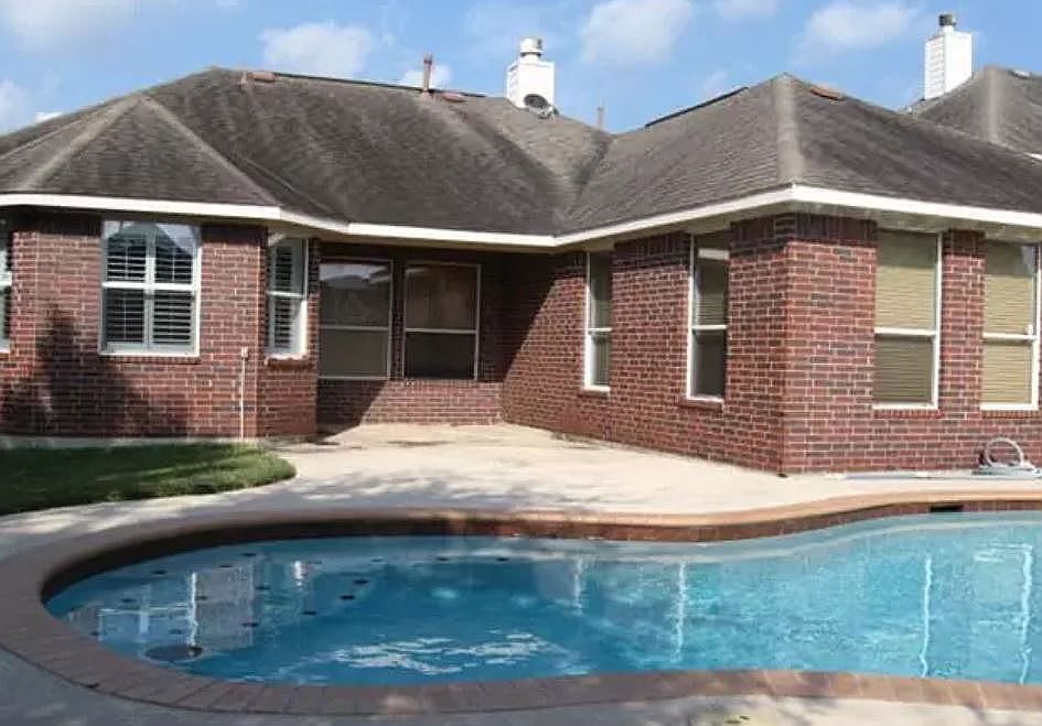 2nd image of 548 Cedar Fork Dr