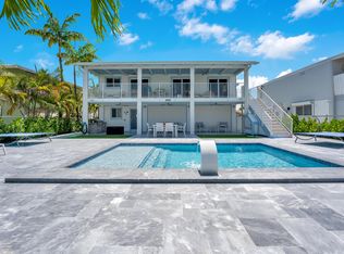 300 5th St, Key Colony Beach, FL 33051
