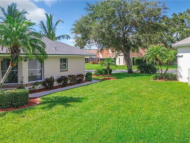 13633 Admiral Ct — Photo 3