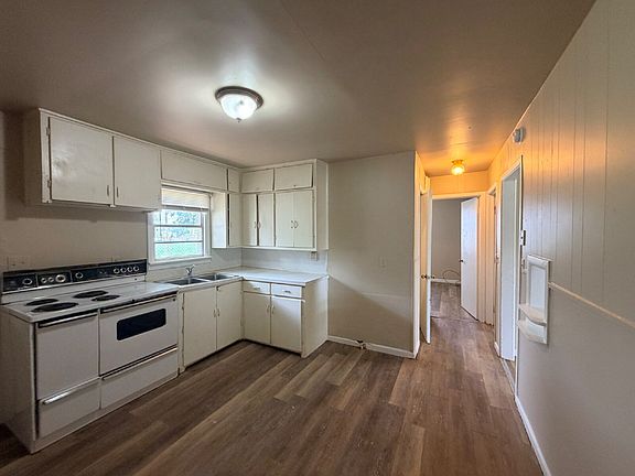 5th image of 6214 24th St APT B