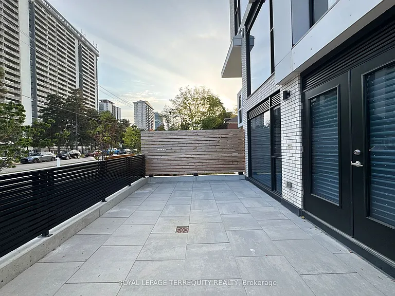 200 Keewatin Ave #103 — Photo 16
