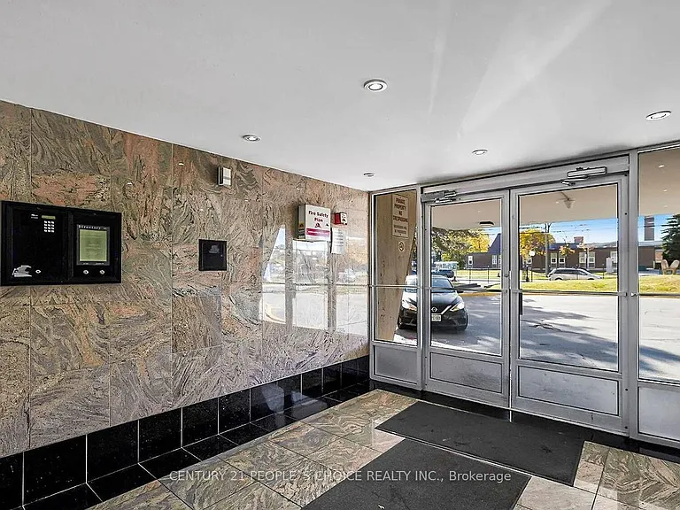 2645 Kipling Ave #411 — Photo 4
