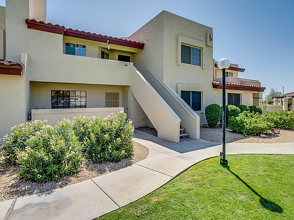 2nd image of 2020 W Union Hills Dr Unit 202