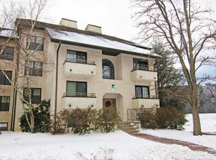 47 Midlake Dr UNIT 101, Lake Harmony, PA 18624