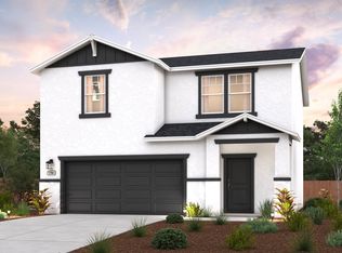 3935 E Oakridge Ave, Visalia, CA 93292