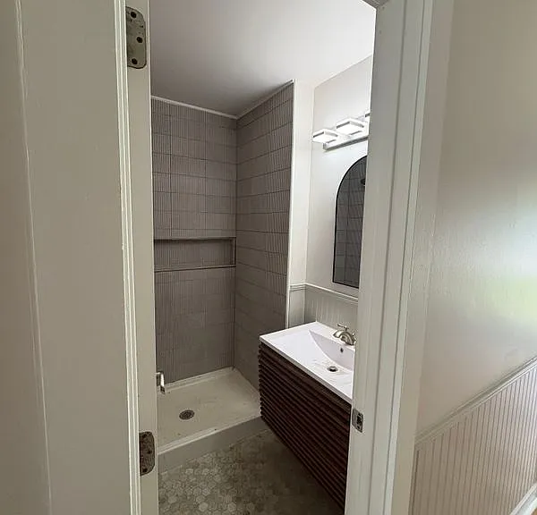 2509 Osage St — Photo 8
