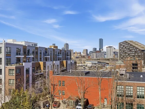 171 W 4th St Unit 7, South Boston, MA 02127