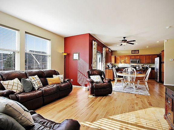 3rd image of 2132 87th Dr NE