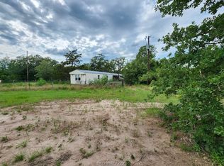 200 Pine Rd, Somerville, TX 77879