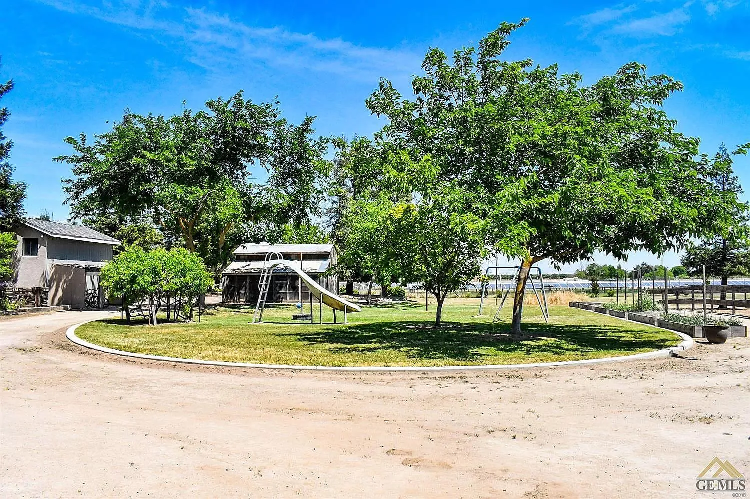 1219 Tahoe St — Photo 4