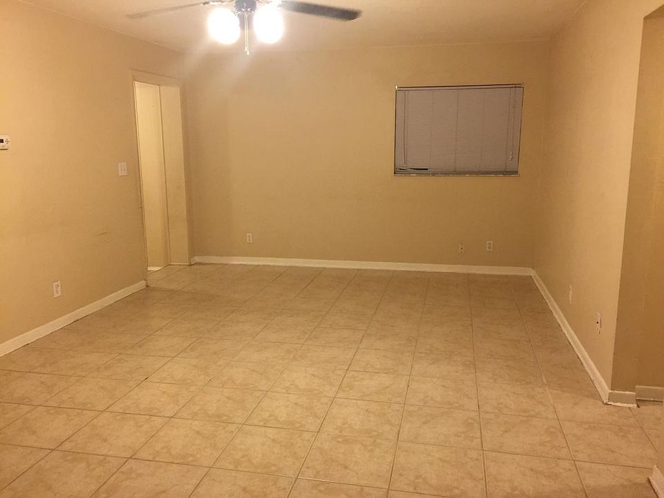 1st image of 5023 Redstone Dr