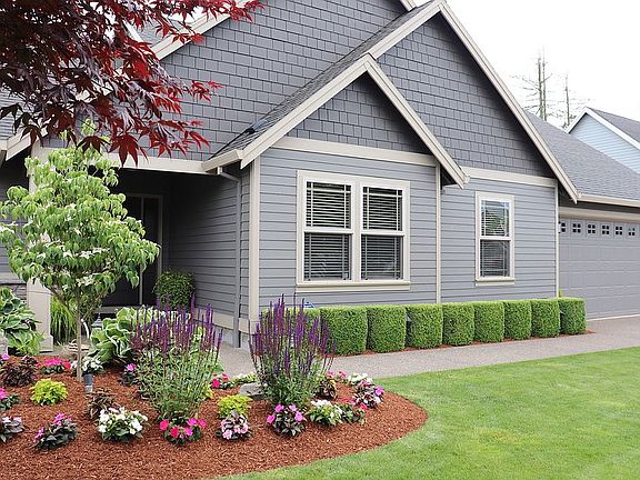 Drip irrigation in beds