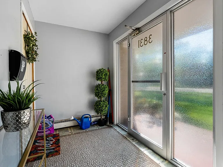3831 Portage St #B — Photo 1