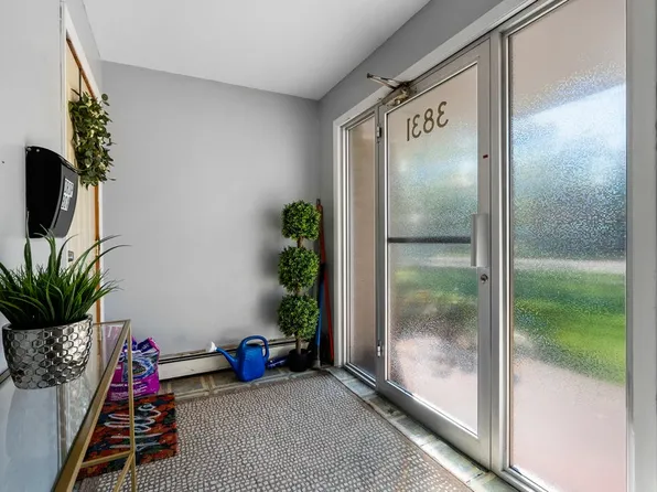 3831 Portage St APT B, Kalamazoo, MI 49001