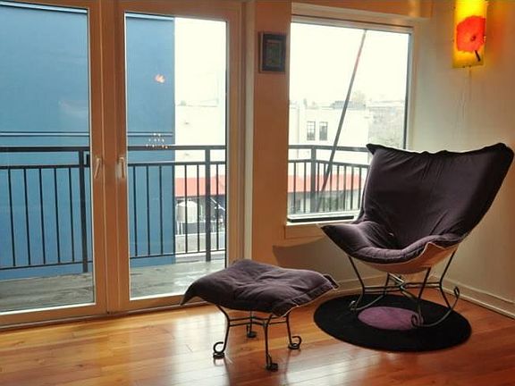 Lounge area