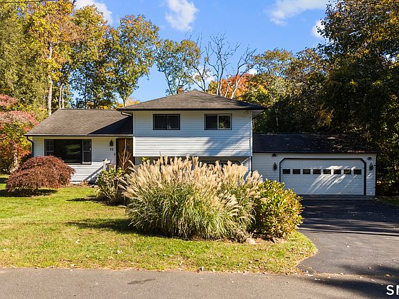 2nd image of 22 Algonquin Road