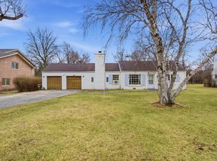 13 W Kenilworth Ave, Prospect Heights, IL 60070