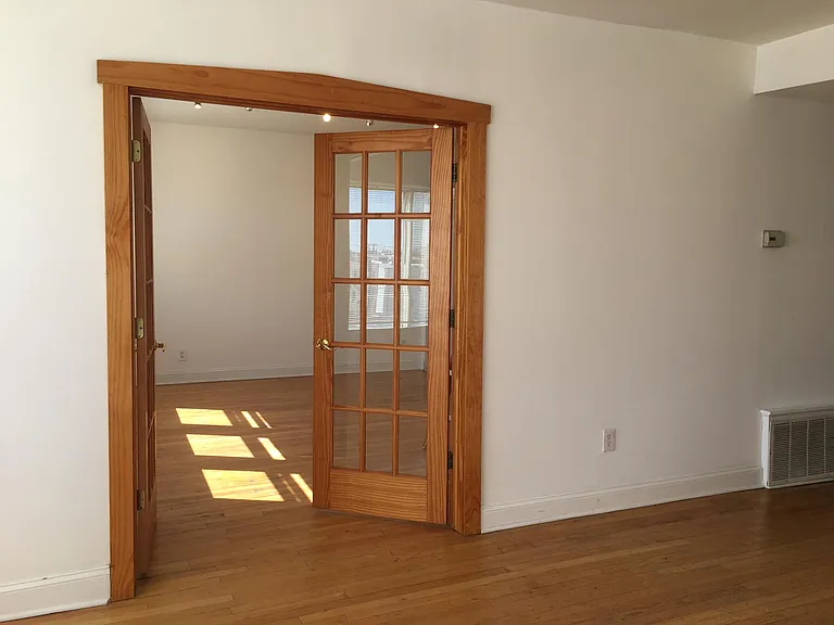 3246 W Haddon Ave — Photo 10