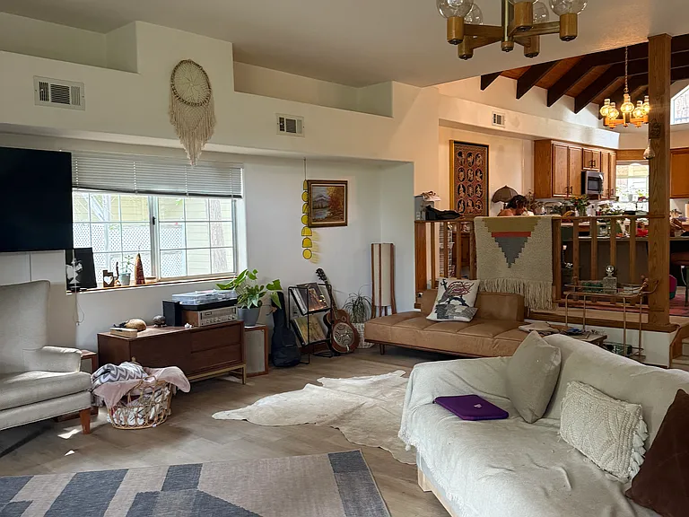 965 Balfrin Dr — Photo 9
