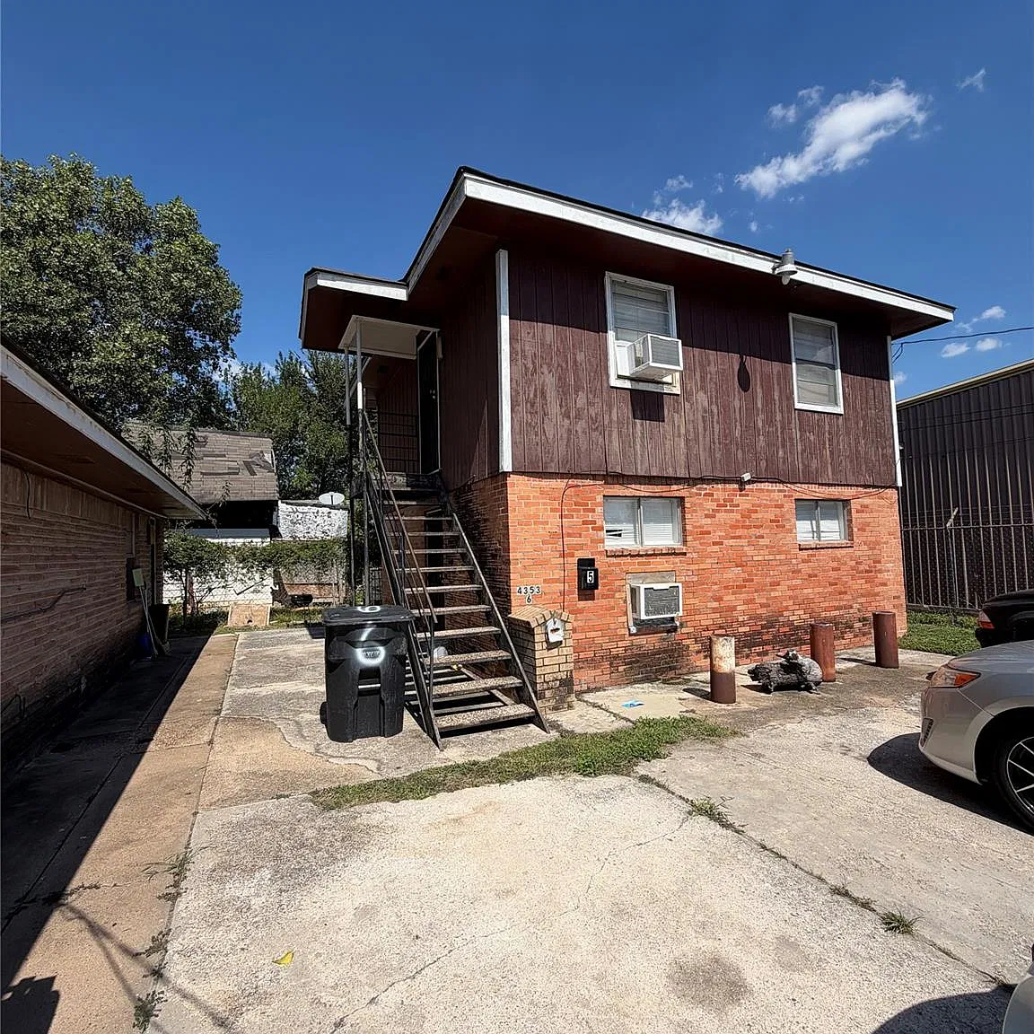 1 bed, 1.0 bath, 3600 sqft, $799 — Photo 3