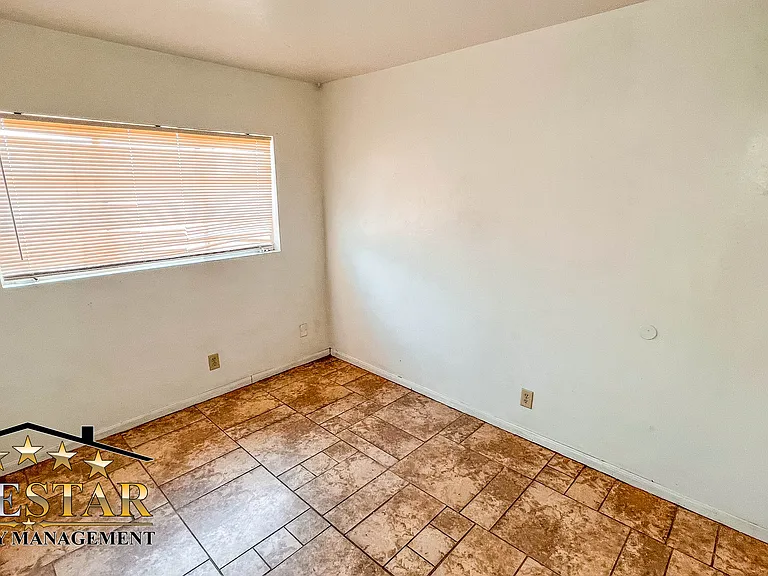 4519 Gordon St — Photo 14