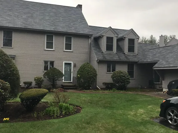 14 Veterans Rd APT 28, Amherst, NH 03031