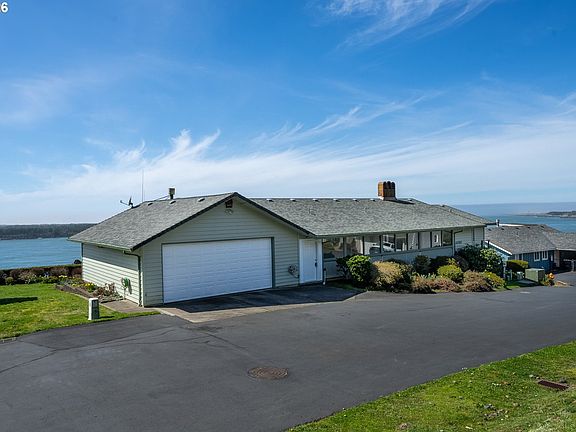 3rd image of 14580 Harborview Dr