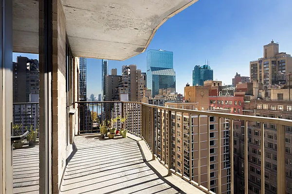 Rented by Douglas Elliman | media 5