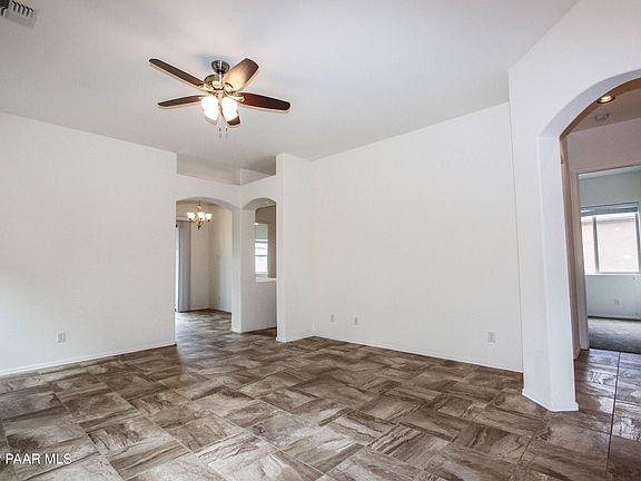 2nd image of 5872 N Thornberry Dr