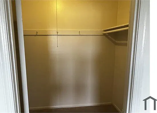 2 bed, $1,752 — Photo 3