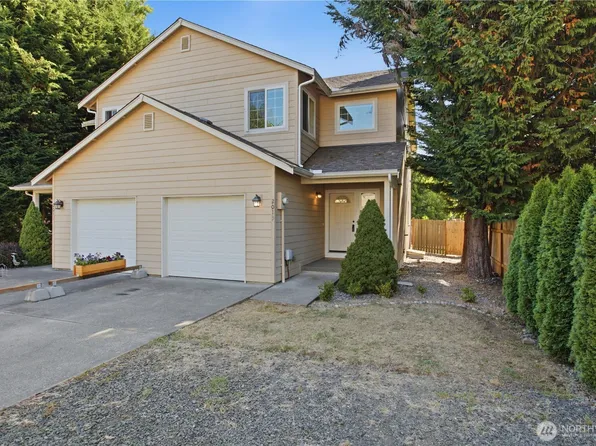 2013 Bush Avenue NW, Olympia, WA 98502