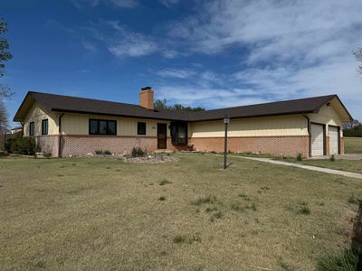 304 E Adams St, Hanston, KS, 67849