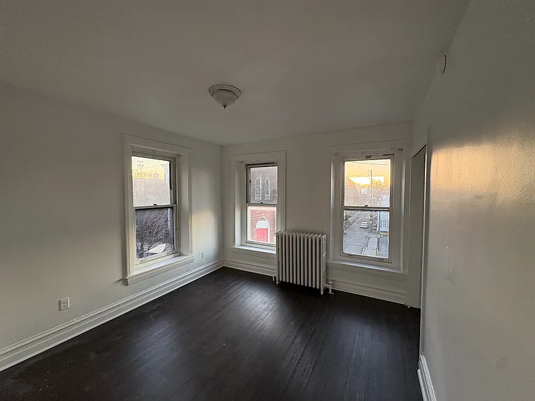 125 N 10th St #1 — Photo 9
